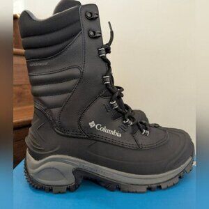 Columbia BUGABOOT III XTM INSULATED MEN'S WINTER BOOTS - size 8 New